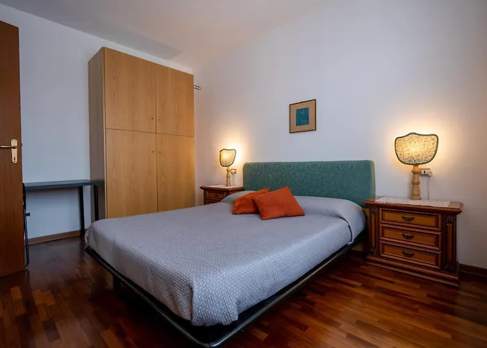 Con Garage Vicino Al Centro