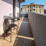 Con Garage Vicino Al Centro Appartement *
