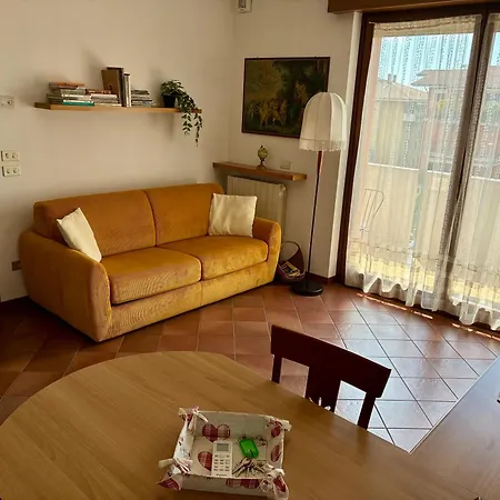 Con Garage Vicino Al Centro Apartamento *
